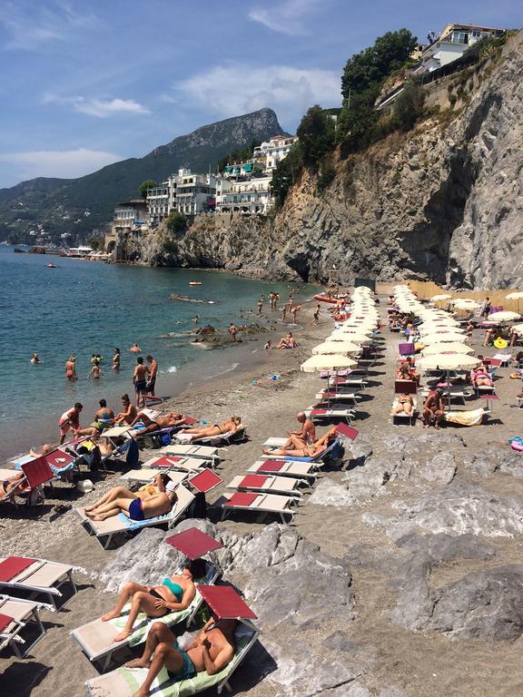 Il Capriccio Di Maria Guest House Vietri Bagian luar foto