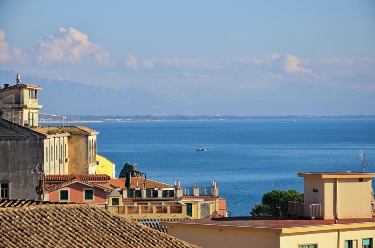 Il Capriccio Di Maria Guest House Vietri Bagian luar foto